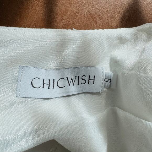 ChicWish, Bowknot Crop Top in White, Full Zip Back, Sleeveless, Women’s Small - Picture 9 of 10